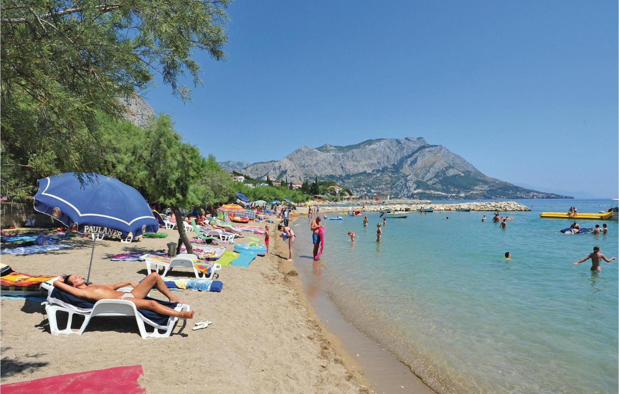 Lovely Apartment In Omis With Kitchen エクステリア 写真